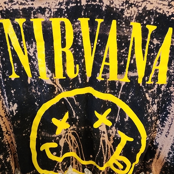 ! Nirvana Designer-Modified Bleached Dist Crop Tee in Black/Brown w Lace -SZ M ! - Picture 3 of 4